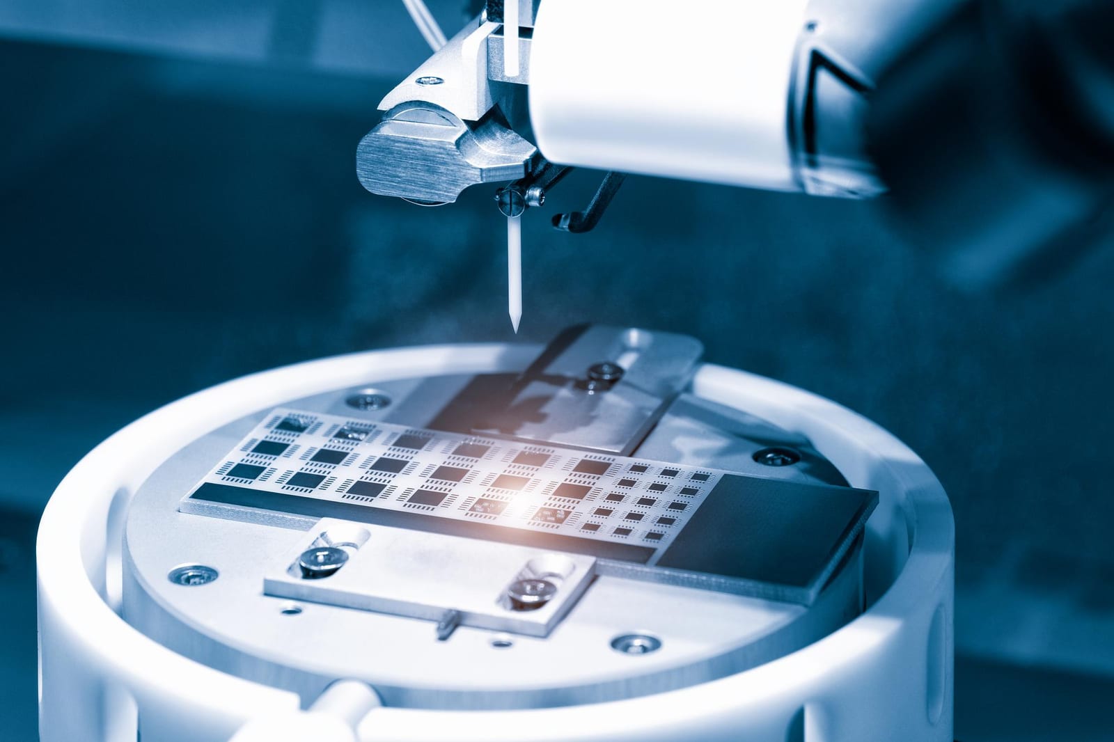 Imagem ilustrativa de Microscópio Trinocular para Laboratório